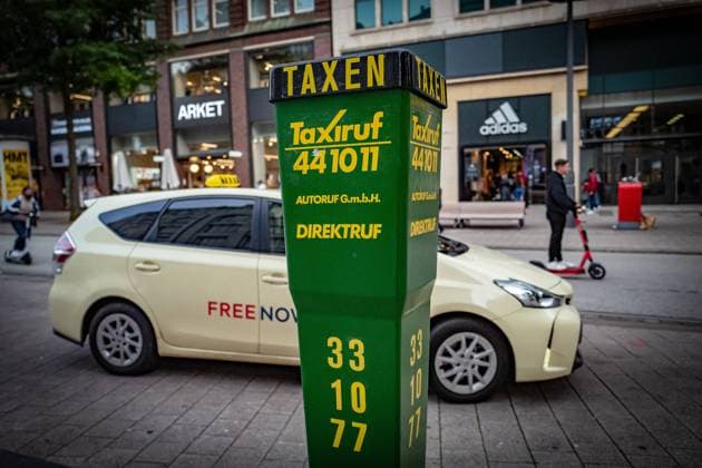 Hamburg; Taxi, Taxiruf, Hansataxi Hamburg *** Hamburg taxi, taxi call, Hansataxi Hamburg