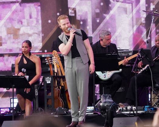 August 21, 2021, New York, New York, USA: NEW YORK, NEW YORK - AUGUST 21: JP Saxe performs onstage during We Love NYC: The Homecoming Concert Produced by NYC, Clive Davis, and Live Nation on August 21, 2021 in Central Park in New York City New York USA - ZUMAr334 20210821_znp_r334_027 Copyright: xDebraxL.xRothenbergx
