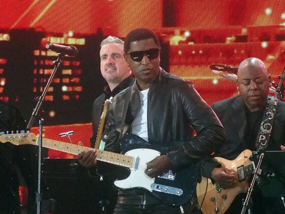 August 21, 2021, New York, New York, USA: New York,The Outer Rainband of Hurricane Henri prompted the premature end of the concert Ã¢â‚¬oeWE LOVE NYC: The Homecoming Concert produced by New York City, Clive Davis and Live Nation. .The concert featured music icons and contemporary artists spanning musical and entertainment genres. The outer band of Hurricane Henri prompted the premature end of the concert.Ã¢â‚¬Â¢. Ã¢â‚¬Â¢.Kenny Ã¢â‚¬oeBabyfaceÃ¢â‚¬Â Edmonds New York USA - ZUMAct2_ 20210821_zaf_ct2_165 Copyright: xBrucexCotlerx