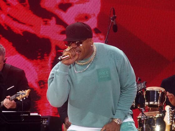 August 21, 2021, New York, New York, USA: New York,The Outer Rainband of Hurricane Henri prompted the premature end of the concert Ã¢â‚¬oeWE LOVE NYC: The Homecoming Concert produced by New York City, Clive Davis and Live Nation. .The concert featured music icons and contemporary artists spanning musical and entertainment genres. The outer band of Hurricane Henri prompted the premature end of the concert. LLCool J New York USA - ZUMAct2_ 20210821_zaf_ct2_145 Copyright: xBrucexCotlerx
