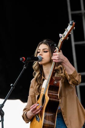 August 21, 2021, Edmonton, Alberta, Canada: Hailey Benedict performs live during the Together Again Outdoor Festival at Northlands Exhibition Grounds in Edmonton. Edmonton Canada - ZUMAs197 20210821_zaa_s197_551 Copyright: xRonxPalmerx