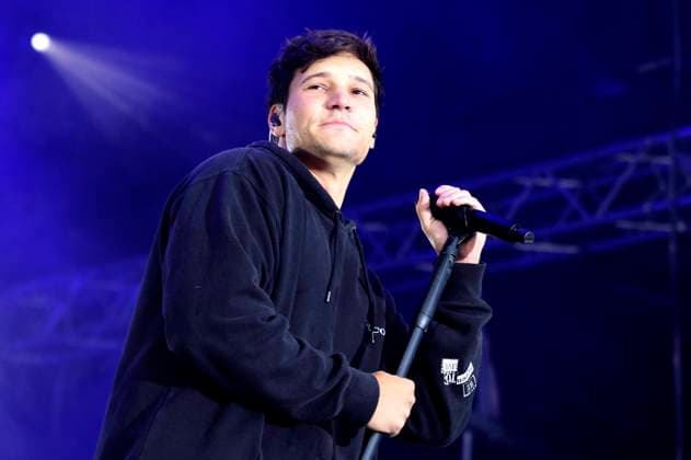Wincent Weiss live at the Vor Deiner Tür Open Air at Cruise Center Steinwerder, Hamburg, 22 08 2021 Foto:xC.xTamckex xFuturexImage