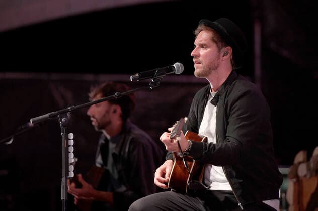 Johannes Oerding live as part of the concert series Back on Stage at the Gilde Parkbühne Hannover, 20 08 2021 Foto:xC.xNiehausx xFuturexImage