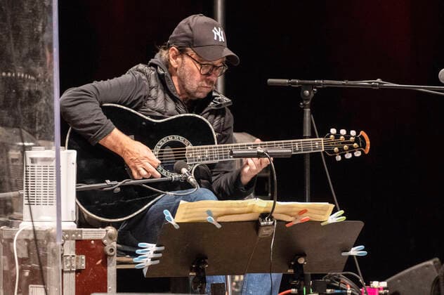 Al Di Meola live at a concert of his Across the Universe Tour as part of the Jazztage Dresden 2021 at the Parktheater im Großen Garten Dresden, 23 08 2021 Foto:xM.xWehnertx xFuturexImage