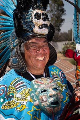 Pre-Hispanic Ceremony At Teotihuacan Archeological Area TEOTIHUACAN, MEXICO - AUGUST 26: A man poses dressed as aztec warrior front a Temazcal as part of a pre-hispanic ceremony at archeological zone. On August 26, 2021 in Teotihuacan, Mexico. (Photo by Ricardo Castelan Eyepix Group) Copyright: xRicardoxCastelanx EYEPIXGROUP_RC_26082021_13050