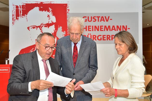 Gustav Heinemann Citizens Prize 2021 Norbert Walter Borjans, SPD, Henning Scherf, Christina Rau Presentation of the Gustav Heinemann Citizens Prize in the Atrium of the Willy Brandt House in Berlin on 26 08 2021 Photopress Mueller
