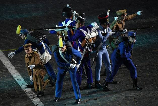 Russia Military Music Festival Rehearsal 6634084 26.08.2021 Members of the Historic Parades Platoon of the Hellenic General Staff perform during a rehearsal for the Spasskaya Tower International Military Music Festival in Red Square in Moscow, Russia. Vladimir Pesnya Sputnik Moscow Russia  Copyright: xVladimirxPesnyax