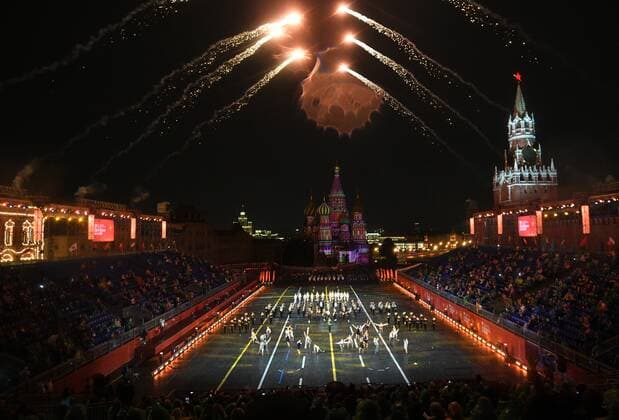 Russia Military Music Festival Rehearsal 6634312 26.08.2021 Members of the Suvorov Cadet Band of the Moscow Military Music College named after Lieutenant General Valery Khalilov perform during a rehearsal for the Spasskaya Tower International Military Music Festival in Red Square in Moscow, Russia. Vladimir Pesnya Sputnik Moscow Russia  Copyright: xVladimirxPesnyax