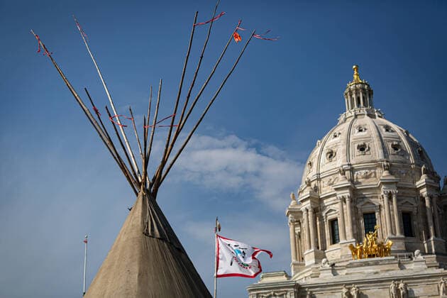 Stop Line 3 Pipeline Protest at Minnesota Capitol St. Paul, Minnesota — August 25, 2021. Indigenous leaders and their water-protector allies set up an occupy-style camp on the lawn of the Minnesota State Capitol Building to protest the Canadian oil-and-gas-transport company Enbridge, who are expanding the controversial Line 3 pipeline. The 9.3 billion dollar project will carry oil through treaty-protected tribal lands and through parts of the States watershed. St Paul Minnesota United States Copyright: MichaelxNigro