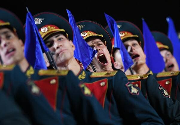 News Bilder des Tages Russia Military Music Festival 6635230 27.08.2021 Members of the Honor Guard of the 154 Preobrazhensky Regiment perform the opening ceremony of the Spasskaya Tower International Military Music Festival at the Red Square, in Moscow, Russia. Ramil Sitdikov Sputnik Moscow Russia  Copyright: xRamilxSitdikovx