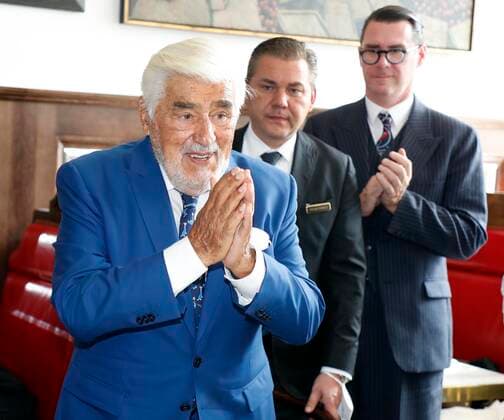 Mario Adorf bei der Gala Verleihung Ehrenpreis fuer Mario Adorf im China Club Berlin. *** Mario Adorf at the gala award ceremony for Mario Adorf at the China Club Berlin