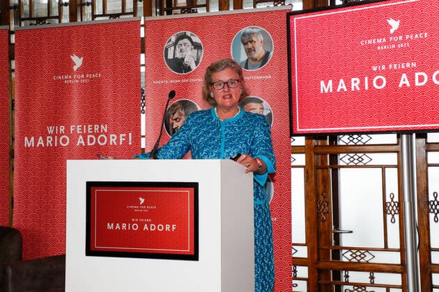 Christiane Gräfin zu Rantzau at the gala award ceremony for Mario Adorf at the China Club Berlin