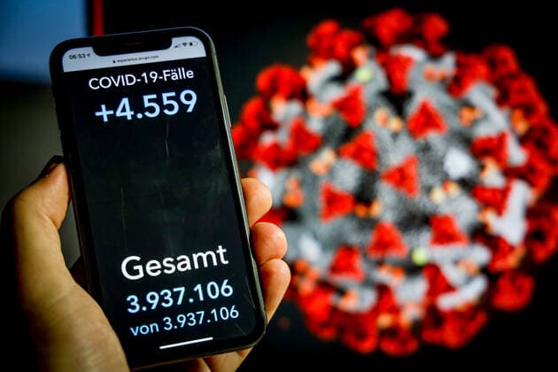 Coronavirus in Germany Covid 19 Dashboard of the Robert Koch Institute 30 08 2021 Robert Koch Institute 7 days Incidence 75.8 7 days Number of cases 63 051 COVID 19 cases 3 937 106 Addition of 4 559 compared to the previous day COVID 19 deaths 92 140 Addition of 10 compared to the previous day