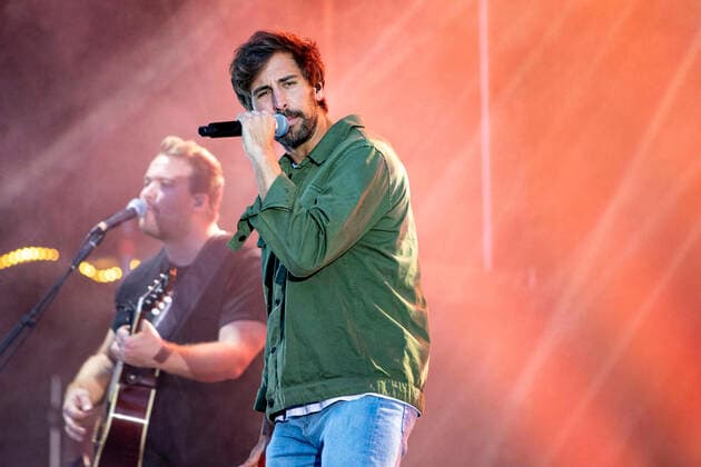 Max Giesinger live at the Vor Deiner Tür Open Air at Steigerwaldstadion Erfurt, 29 08 2021 Foto:xM.xKremerx xFuturexImage