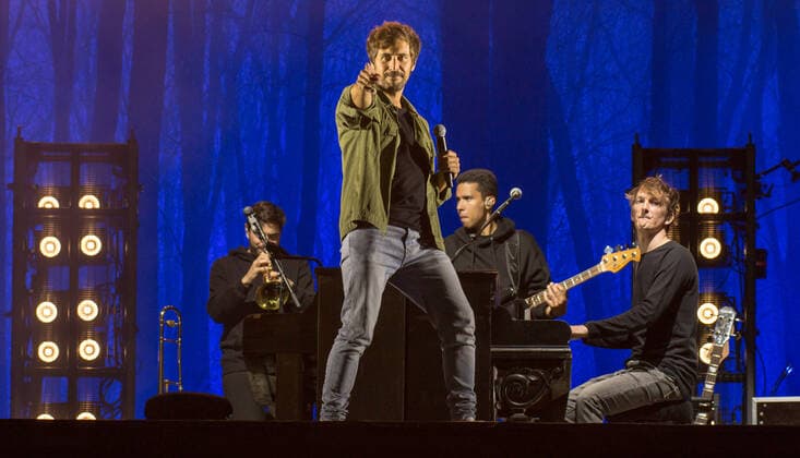 Max Giesinger Strandkorb Open Air Max Giesinger Strandkorb Open Air in Wetzlar at the Festplatz Finsterloh Wetzlar Strandkorb Open Air Hessen
