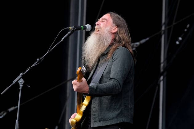 August 29, 2021, Portsmouth, Hampshire, United Kingdom: Liam Sean Skin Tyson, lead guitarist with English Indie alternative rock band Cast performs live on stage at Victorious Festival in Portsmouth. Portsmouth United Kingdom - ZUMAs197 20210829_zaa_s197_358 Copyright: xDawnxFletcher-Parkx