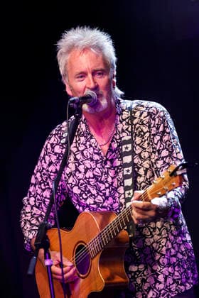 Pete Lincoln from the band Frontm3n live at the Harmonie Bonn Bonn, 30 08 2021 Foto:xC.xHardtx xFuturexImage