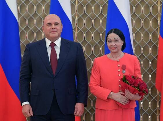 Russland, Verleihung des Staatspreis f?r Kultur in Moskau Russia Mishustin Culture Award 6638523 31.08.2021 Russian Prime Minister Mikhail Mishustin and actress Yekaterina Zhemchuzhnaya attend the Governmental Prize for a culture award ceremony in Moscow, Russia. Alexander Astafyev Sputnik Moscow Russia  Copyright: xAlexanderxAstafyevx