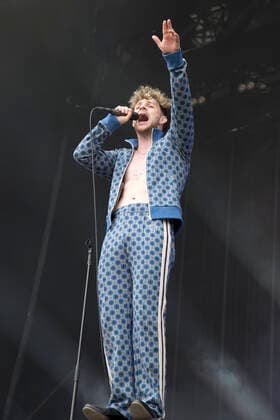 Tom Grennan performs on Main Stage West during day 2 of Reading Festival 2021 at Richfield Avenue in Reading, Berkshire. AUGUST 27th 2021  DFLx21486