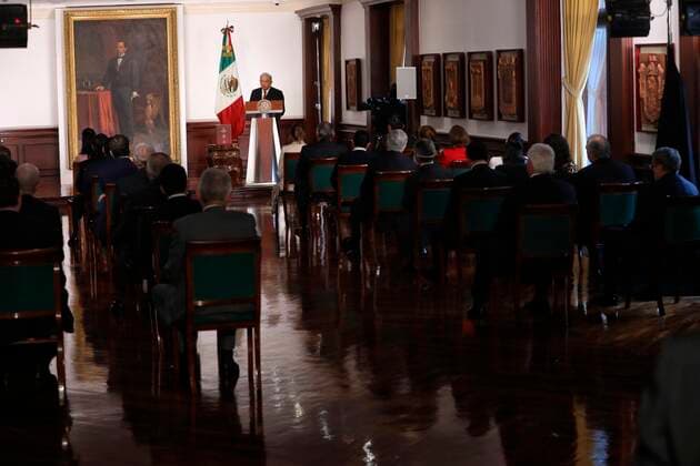 The President of Mexico Andres Manuel Lopez Obrador delivers his third Government report at the National Palace in Mexico City, Mexico, 01 September 2021. Lopez Obrador affirmed this Wednesday that the drop in hospitalization levels and the reduction in fatality from coronavirus are an indicator for the normalization of educational, productive and social activity in the country. Lopez Obrador sees normalization of social and productive activity in Mexico !ACHTUNG: NUR REDAKTIONELLE NUTZUNG!  Copyright: xSashenkaxGutierrezx MEX441 20210901-48b8ef99d51843cafeaf547c9a5acb334bb1a9c4