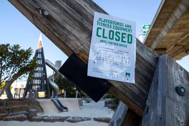VICTORIA CORONAVIRUS COVID19, A ?closed? sign is seen on a playground in Melbourne, Thursday, September 2, 2021. Most of Victoria s tough coronavirus restrictions will remain in place until 70 per cent of eligible people have received at least one vaccine dose. ( NO ARCHIVING, EDITORIAL USE ONLY, NO USE IN BOOKS WITHOUT CONSENT MELBOURNE VIC AUSTRALIA  Copyright: xDANIELxPOCKETTx 20210902001571888955