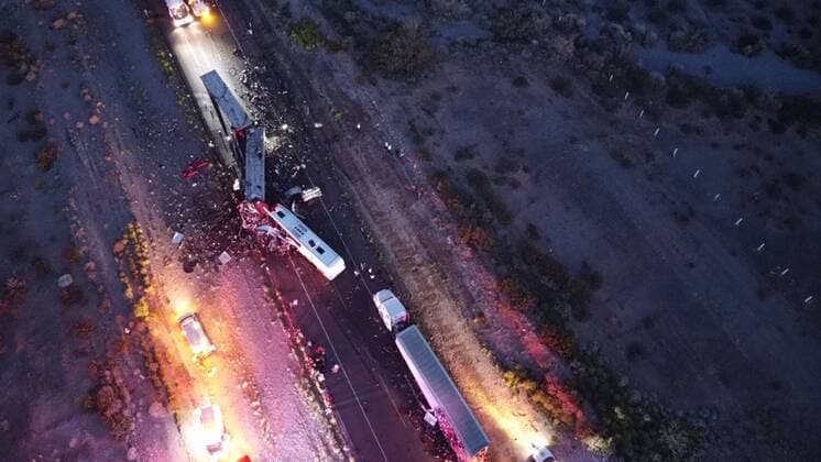 (210903) -- SONORA, Sept. 3, 2021 -- Image provided by shows the site of an accident where a passenger bus and two tractor trailers collided in Sonora, Mexico, Sept. 2, 2021. At least 16 people were killed on Thursday morning in a road accident between a passenger bus and two tractor trailers in the northern Mexican state of Sonora, the Attorney General s Office of Sonora said. ( Handout via Xinhua) MEXICO-SONORA-ROAD ACCIDENT ArietexCaborcaxNoticias 