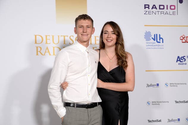 Hamburg the 02 09 2021 Nathan Evans with his wife Holly Evans at the award ceremony German Radio Award 2021 in Hamburg on the golden carpet The festive gala took place under corona conditions at the Schuppen 52 in Hamburg harbour Golden carpet at the award ceremony German Radio Award 2021 in Hamburg, Hamburg harbour Hamburg Germany Schuppen 52