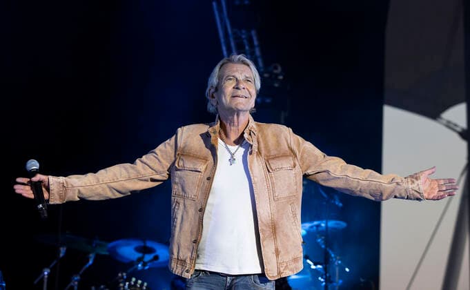 Matthias Reim The Concert 2021 Entertainment Matthias Reim The Concert 2021 on 03 09 2021 in Gelsenkirchen North Rhine Westphalia Matthias Reim is on stage at the Amphitheater in Gelsenkirchen Gelsenkirchen Amphitheater North Rhine Westphalia Germany Copyright: xMarcoxSteinbrenner Kirchner-Mediax