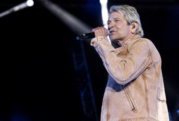 Matthias Reim The Concert 2021 Entertainment Matthias Reim The Concert 2021 on 03 09 2021 in Gelsenkirchen North Rhine Westphalia Matthias Reim is on stage at the Amphitheater in Gelsenkirchen Gelsenkirchen Amphitheater North Rhine Westphalia Germany Copyright: xMarcoxSteinbrenner Kirchner-Mediax
