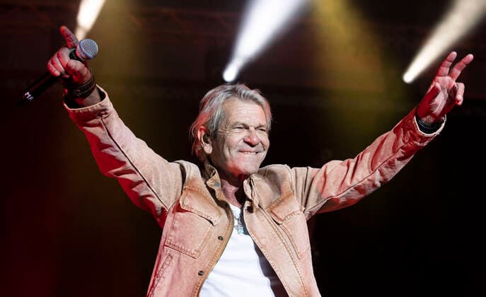 Entertainment Themen der Woche KW35 Entertainment Bilder des Tages Matthias Reim - Das Konzert 2021 Unterhaltung: Matthias Reim - Das Konzert 2021 am 03.09.2021 in Gelsenkirchen (Nordrhein-Westfalen). Matthias Reim steht im Amphitheater in Gelsenkirchen auf der Bühne Gelsenkirchen Amphitheater Nordrhein-Westfalen Deutschland *** Matthias Reim The Concert 2021 Entertainment Matthias Reim The Concert 2021 on 03 09 2021 in Gelsenkirchen North Rhine Westphalia Matthias Reim is on stage at the Amphitheater in Gelsenkirchen Gelsenkirchen Amphitheater North Rhine Westphalia Germany Copyright: xMarcoxSteinbrenner Kirchner-Mediax