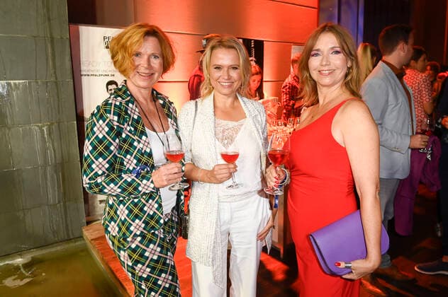 Marion Kracht, Nova Meierhenrich and Tina Ruland at the award ceremony of the German Acting Award 2021 at the restaurant Spindler Klatt Berlin, 03 09 2021 Foto:xF.xKernx xFuturexImage