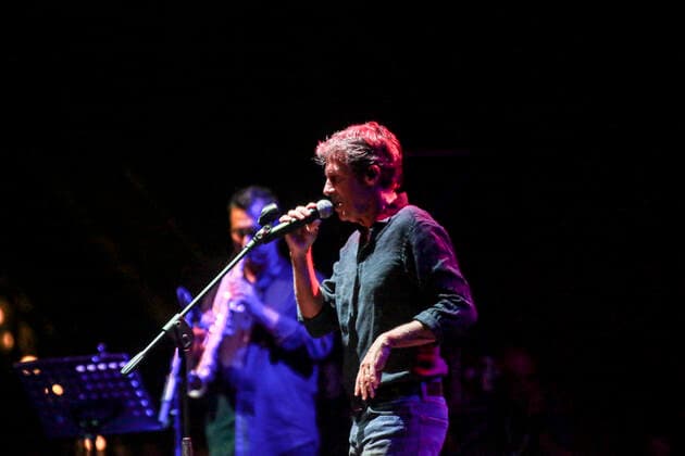 EntertainmentBilderdesTages: Entertainment Bilder des Tages Luca Barbarossa at the Cavea of the Auditorium Parco della Musica in Rome Don t Lose Nothing - Autobiographical live concert by Luca Barbarossa at the Cavea of the Auditorium Parco della Musica in Rome. In the release of the homonymous book, the singer-songwriter tells about his 60 years of life, his dreams, his artistic career, his travels, his encounters and much more, in this live music to celebrate. Rome Lazio Italy Copyright: DanielaxFranceschelli