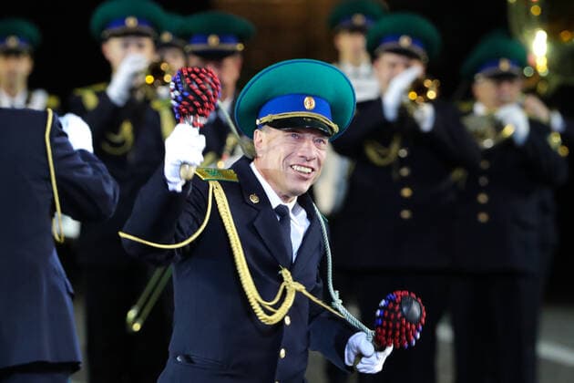 MOSCOW, RUSSIA â€“ SEPEMBER 5, 2021: The Central Band of the FSB Border Guard Service performs at the closing of the 2021 Spasskaya Tower International Military Music Festival in Moscow s Red Square. Sergei Karpukhin TASS  TS10F3CA
