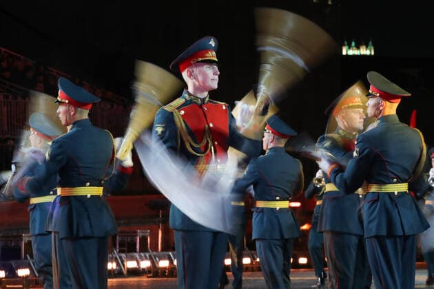 MOSCOW, RUSSIA â€“ SEPEMBER 5, 2021: Honour guard of the Preobrazhensky Regiment perform at the closing of the 2021 Spasskaya Tower International Military Music Festival in Moscow s Red Square. Sergei Karpukhin TASS  TS10F3D4