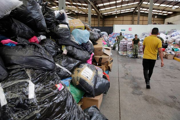 Support Out For Victims Of Hurricane Grace MEXICO CITY, MEXICO - SEPTEMBER 4: The military organize groceries in a collection center to be delivered to the victims after the arrive of Hurricane Grace, which hit in the state of Veracruz, causing damage and leaving many families without homes. On September 4, 2021 in Mexico City, Mexico. (Photo by Angel Morales Rizo) Copyright: xAngelxMoralesxRizox EYEPIXGROUP_AM_04092021_14045