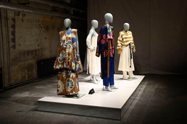 Group exhibition of the cultural format Der Berliner Salon at MBFW in the context of Fashion Week Berlin Spring Summer 2022 at Kraftwerk Berlin Berlin, 06 09 2021 Foto:xF.xKernx xFuturexImage