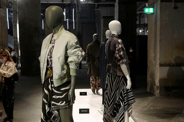 Group exhibition of the cultural format Der Berliner Salon at MBFW in the context of Fashion Week Berlin Spring Summer 2022 at Kraftwerk Berlin Berlin, 06 09 2021 Foto:xF.xKernx xFuturexImage