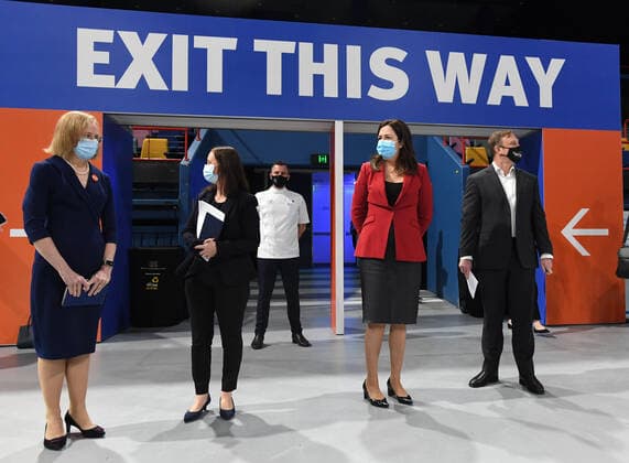 ANNASTACIA PALASZCZUK PRESSER, Queensland Chief Health Officer Dr Jeannette Young (left), Health Minister Yvette D?Ath (2nd from left), Queensland Premier Annastacia Palaszczuk (2nd from right) and Queensland Deputy Premier Steven Miles (right) are seen during tour of the mass vaccination hub at the Brisbane Entertainment Centre in Brisbane, Tuesday, September 7, 2021. A new mass vaccination hub will open at the Brisbane Entertainment Centre from Wednesday. ( NO ARCHIVING, EDITORIAL USE ONLY, NO USE IN BOOKS WITHOUT CONSENT BRISBANE QLD AUSTRALIA  Copyright: xDARRENxENGLANDx 20210907001573510041