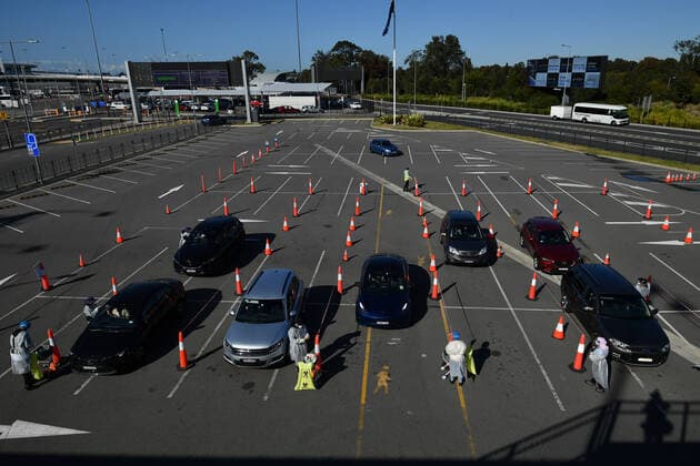 SYDNEY AIRPORT STOCK, Members of the public are tested pop-up COVID-19 testing centre at Sydney International Airport in Sydney, Wednesday, September 8, 2021. ( NO ARCHIVING, EDITORIAL USE ONLY, NO USE IN BOOKS WITHOUT CONSENT SYDNEY NSW AUSTRALIA  Copyright: xJOELxCARRETTx 20210908001573847337