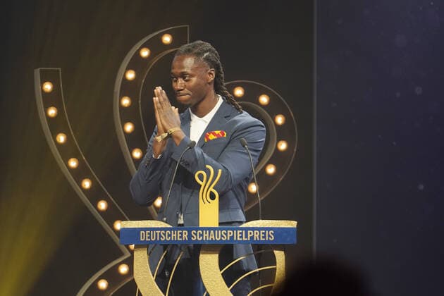 DEUTSCHER SCHAUSPIELPREIS 2021 award ceremony Eugene Boateng at the DEUTSCHER SCHAUSPIELPREIS 2021 award ceremony at Spindler and Klatt in Berlin Copyright: xEventpressx