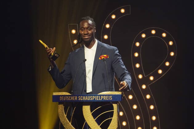 DEUTSCHER SCHAUSPIELPREIS 2021 award ceremony Eugene Boateng at the DEUTSCHER SCHAUSPIELPREIS 2021 award ceremony at Spindler and Klatt in Berlin Copyright: xEventpressx
