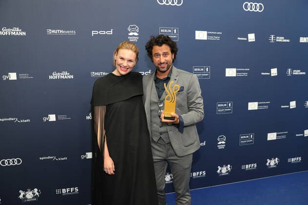 DEUTSCHER SCHAUSPIELPREIS 2021 award ceremony Laureate Serkan Kaya and laudator Rosalie Thomass German Acting Award 2021 ceremony at Spindler und Klatt in Berlin Copyright: xEventpressxRadkex