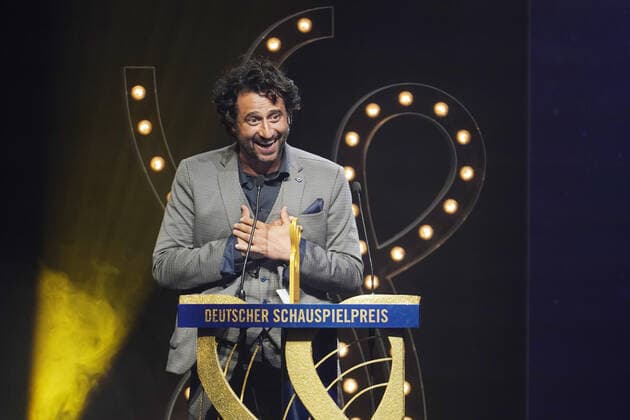 DEUTSCHER SCHAUSPIELPREIS 2021 award ceremony Serkan Kaya at the DEUTSCHER SCHAUSPIELPREIS 2021 award ceremony at Spindler und Klatt in Berlin Copyright: xEventpressx