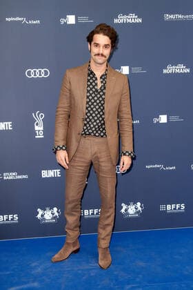 DEUTSCHER SCHAUSPIELPREIS 2021 award ceremony Maximilian Befort on the red carpet at the German Acting Award ceremony at Spindler Klatt in Berlin Copyright: xEventpressxGolejewskix