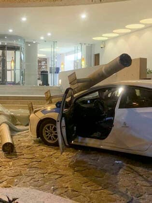 Mexiko, Schweres Erdbeben bei Acapulco (210908) -- ACAPULCO, Sept. 8, 2021 -- Damages are seen after an earthquake in Acapulco, state of Guerrero, Mexico, on Sept. 7, 2021. A 7.1-magnitude earthquake hit the Mexican southern coastal city of Acapulco, Guerrero state on Tuesday night, with tremors felt here in the Mexican capital, reported the National Seismological Service (SSN). (Photo by Xinhua) MEXICO-ACAPULCO-EARTHQUAKE JesusxEspinosa 