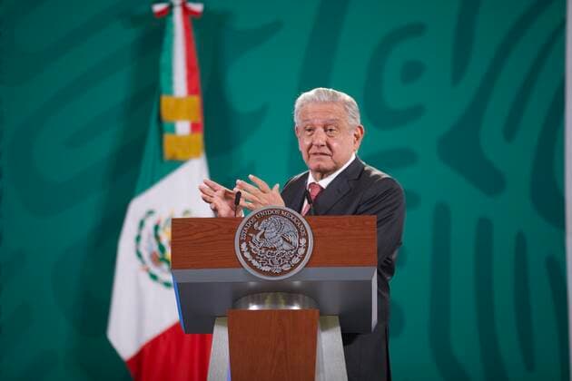Mexican President Lopez Obrador Meets With Media MEXICO CITY, MEXICO - SEPTEMBER 8: Mexico™s President Andres Manuel Lopez Obrador talks for Mexican media during his daily press conference at National Palace on September 8, 2021 in Mexico City, Mexico. (Photo by Julian Lopez Eyepix Group) Copyright: xJulianxLopezx EYEPIXGROUP_JL_08092021_14283
