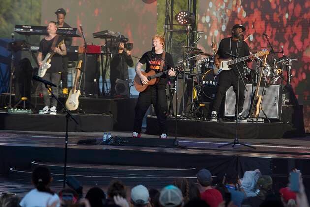 September 9, 2021, Tampa, Florida, USA: Recording artist Ed Sheehan performs on stage at the 2021 NFL Kickoff Experience at Julian B. Lane Riverfront Park on Thursday, Sept. 9, 2021 in Tampa. Tampa USA - ZUMAs70_ 20210909_zan_s70_036 Copyright: xLuisxSantanax