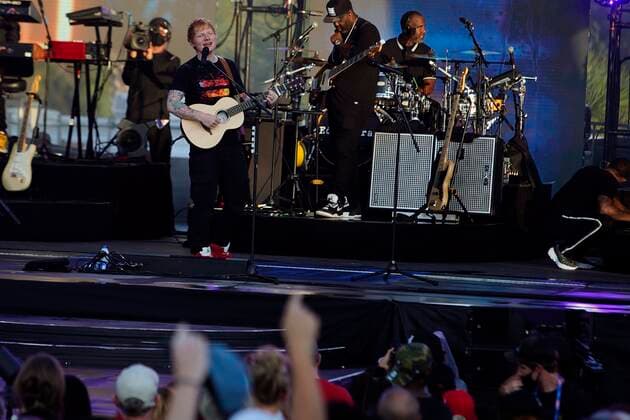 September 9, 2021, Tampa, Florida, USA: Recording artist Ed Sheehan performs on stage at the 2021 NFL Kickoff Experience at Julian B. Lane Riverfront Park on Thursday, Sept. 9, 2021 in Tampa. Tampa USA - ZUMAs70_ 20210909_zan_s70_039 Copyright: xLuisxSantanax