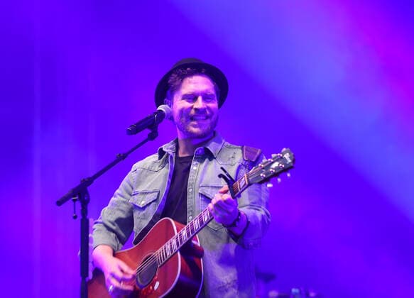 Johannes Oerding and band live concert as part of Stars am Strand Timmendorfer Strand