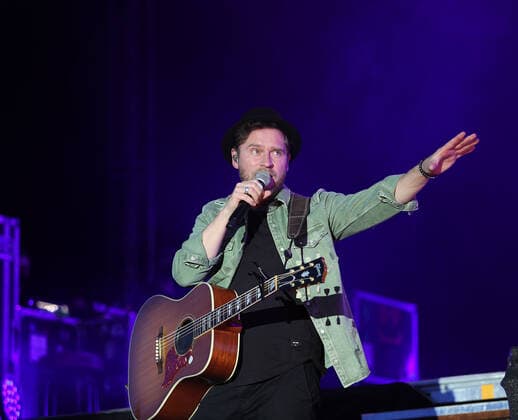 Johannes Oerding and band live concert as part of Stars am Strand Timmendorfer Strand